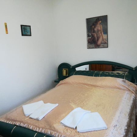 Family Hotel George 斯维伦格勒 外观 照片
